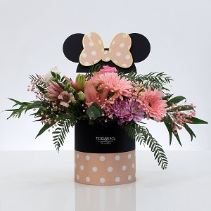 Flower arrangment Minnie!