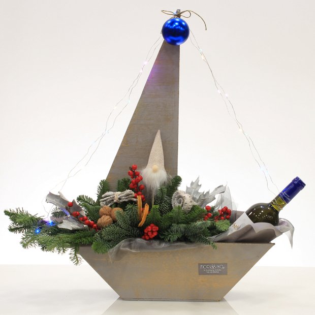 Boat in GREY base with led lights and wine